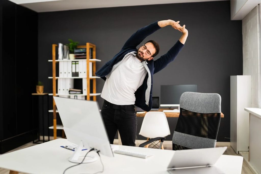 Postes de travail ergonomiques sur-mesure : améliorez votre confort au quotidien